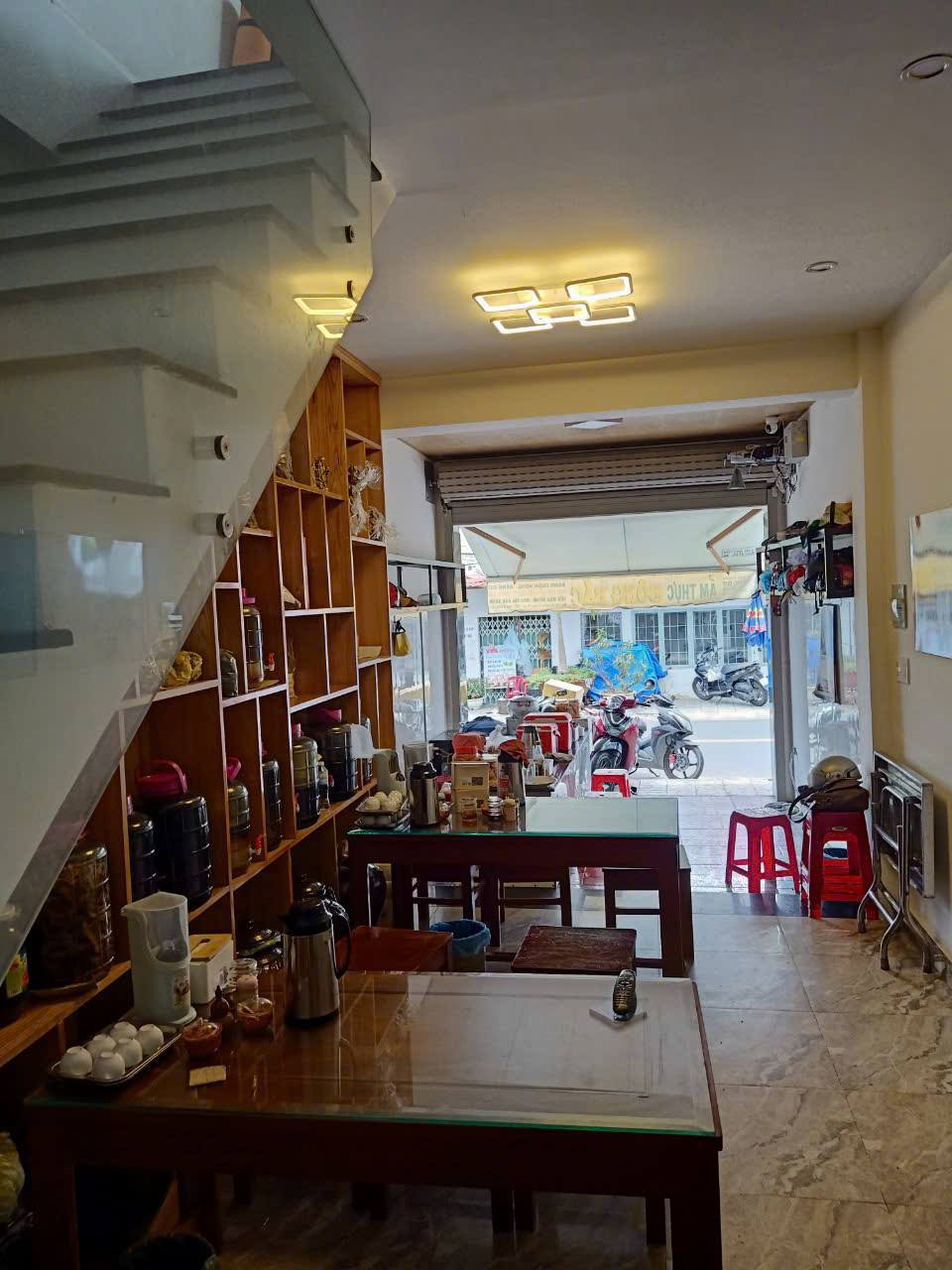 Bán Nhà 5 tầng SRXD - Mặt Tiền Đường Nguyễn Trung Trực - P4 - 2 làn xe ô tô - Ảnh 1